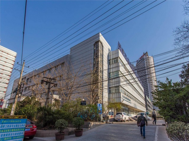 金华户外玻璃钢雕塑供应商